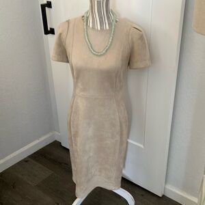 CALVIN KLEIN - Elegant Beige Dress